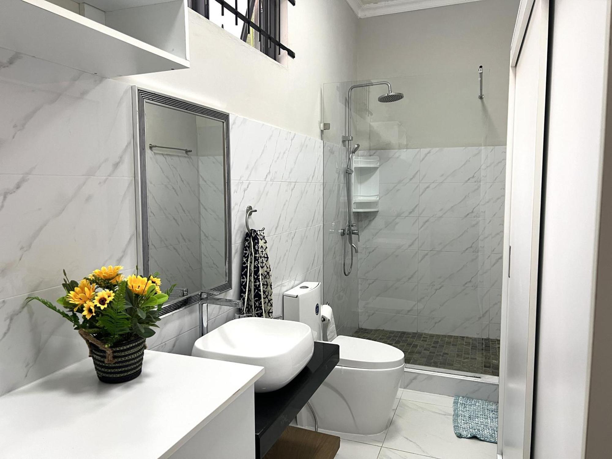 Newly Renovated Studio Apartment With Rooftop Pool, Few Steps To The Beach Flic-en-Flacq 外观 照片